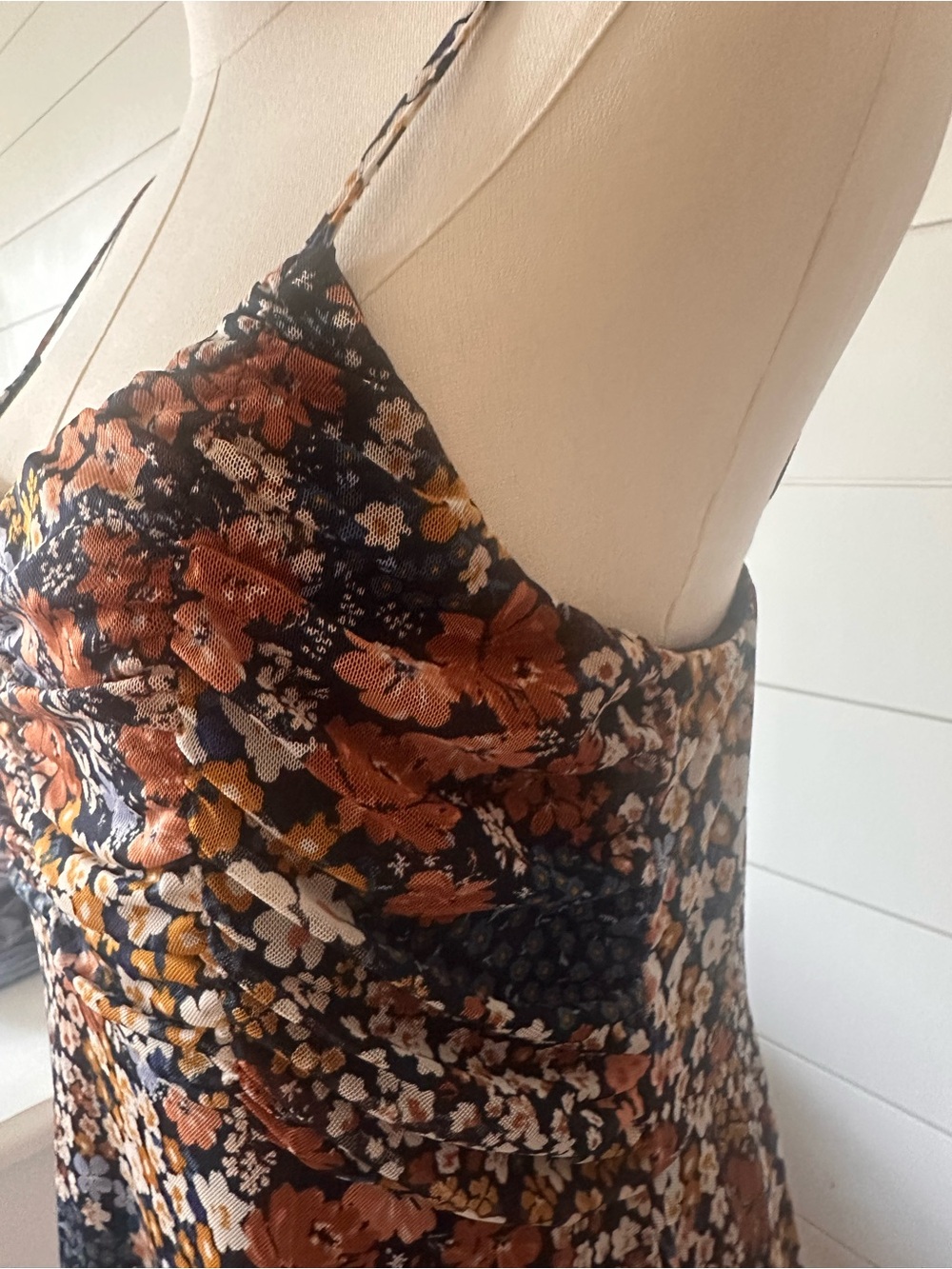 Floral Spaghetti-Strap Mini Dress in Navy and Rust Tones - Picture 3 of 8